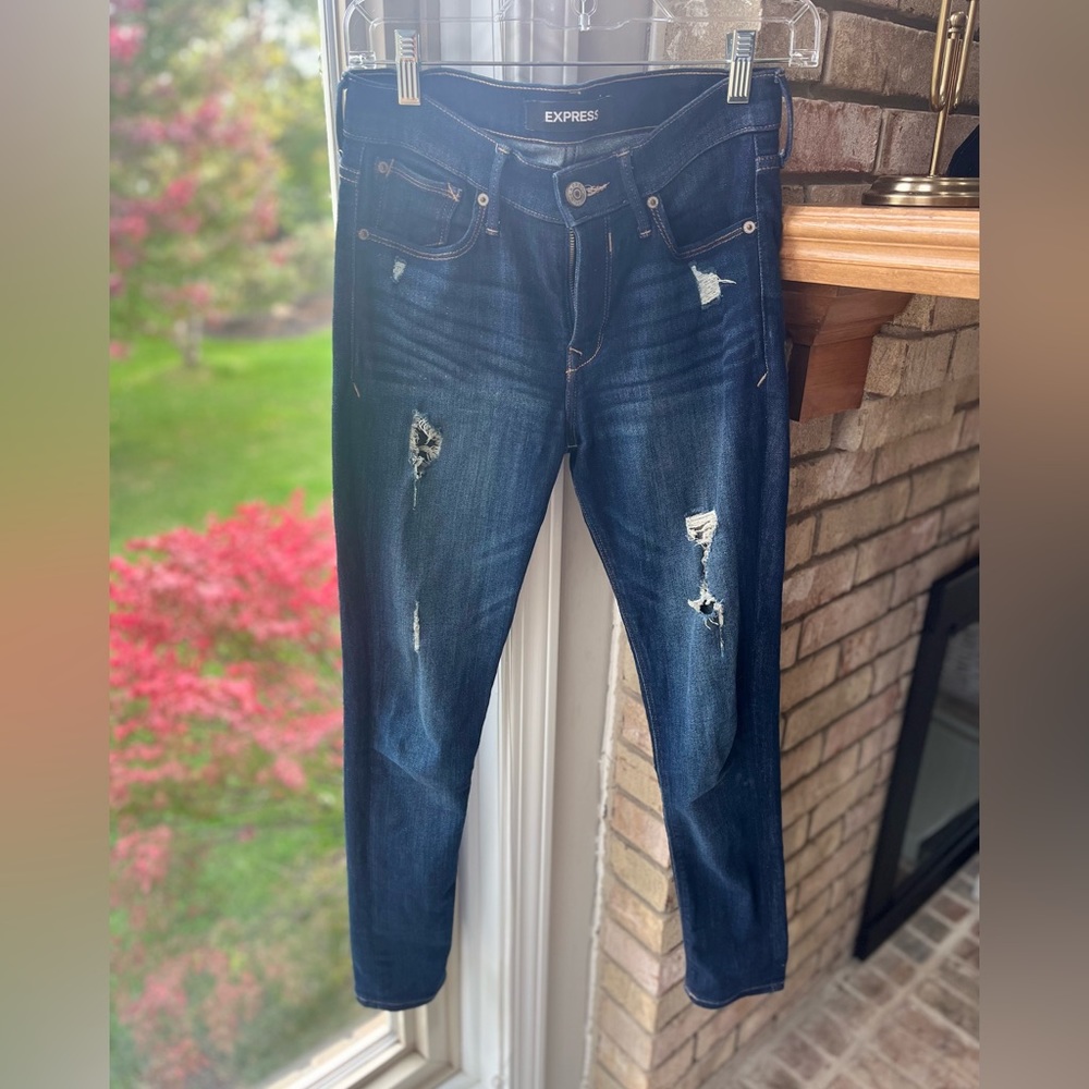Express Size 2S Mid Rise Jeans